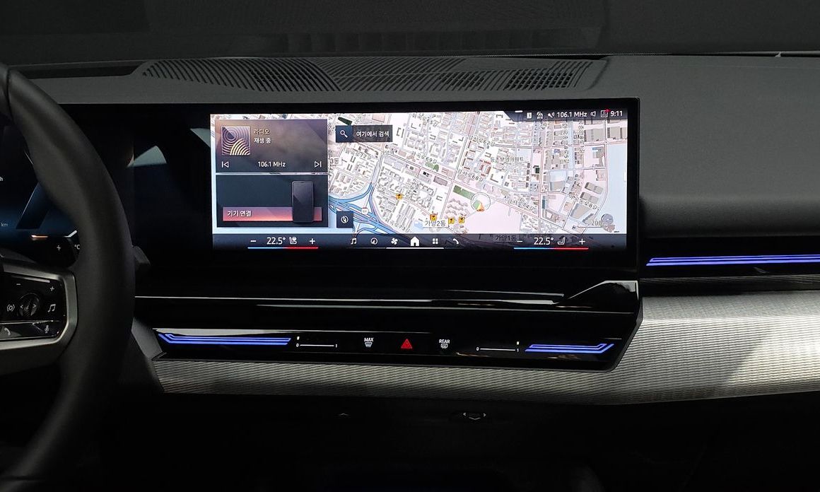 BMW 5-Series 2024