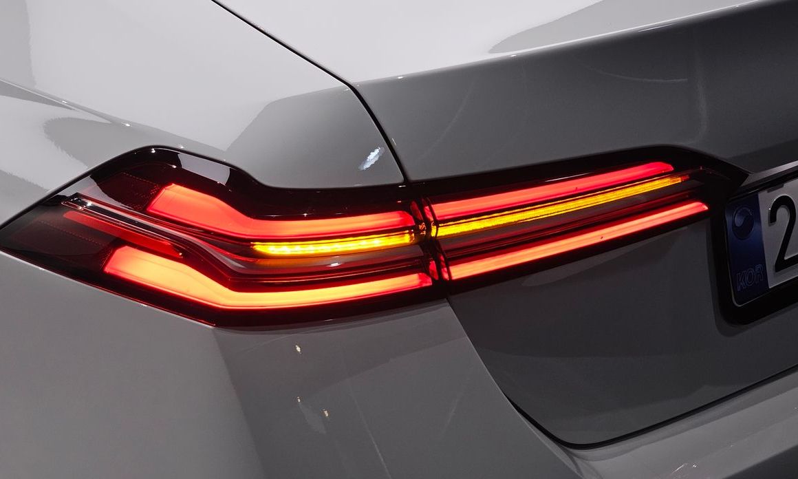 BMW 5-Series 2025