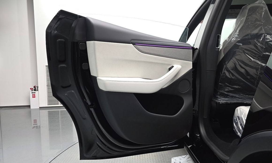 Tesla Model Y 2026