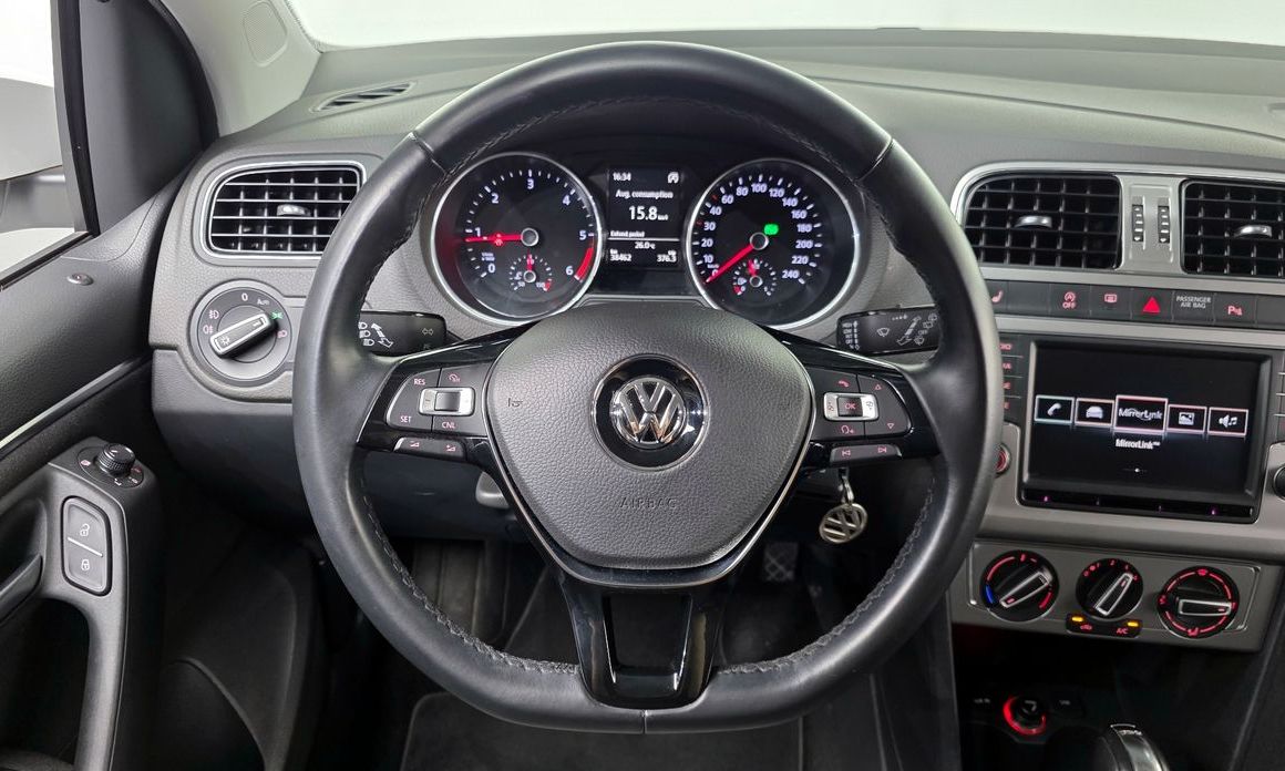 Volkswagen Polo 2015