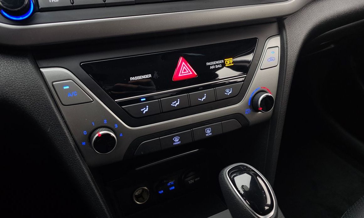 Hyundai AVANTE 2018