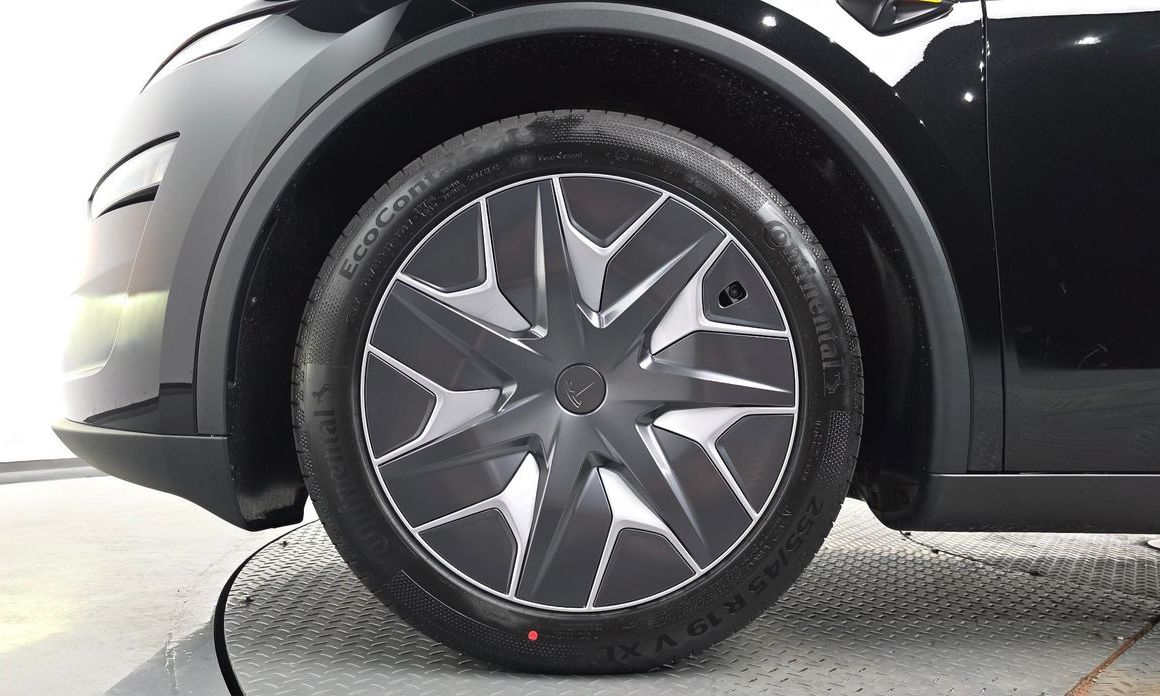 Tesla Model Y 2026