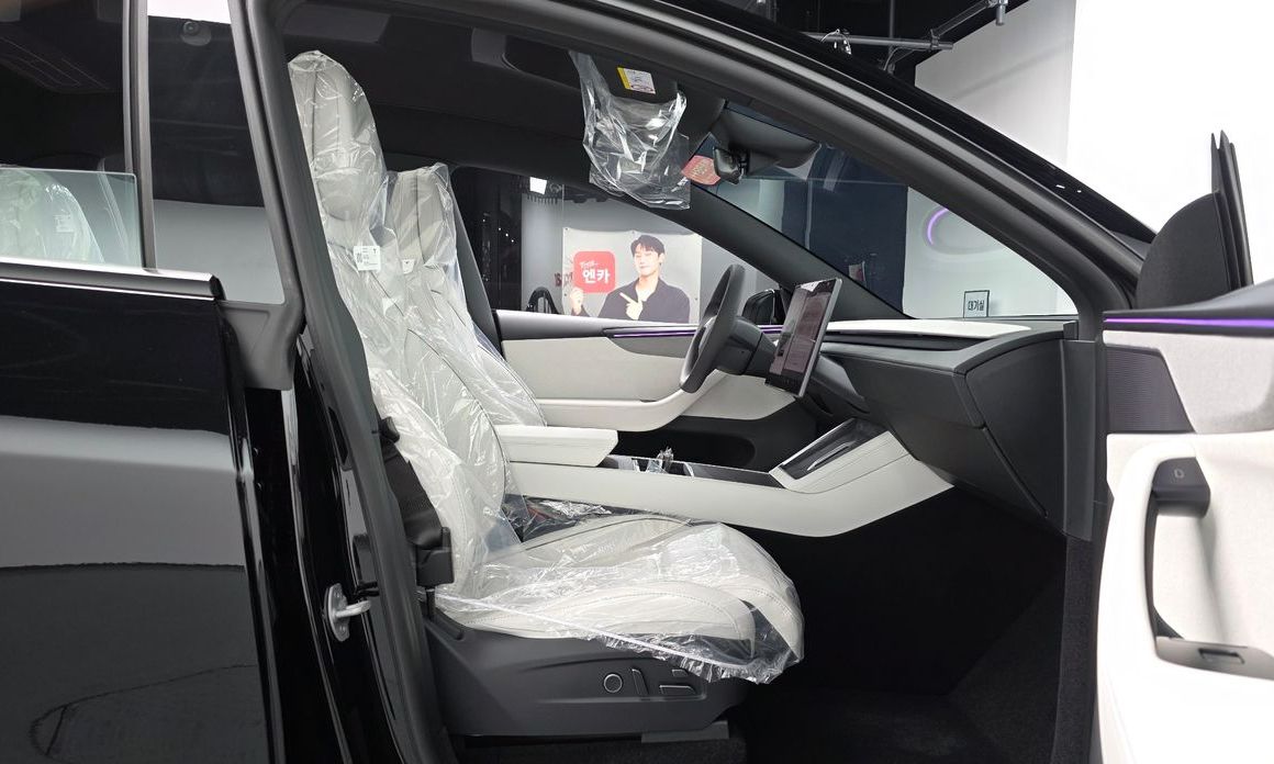 Tesla Model Y 2026