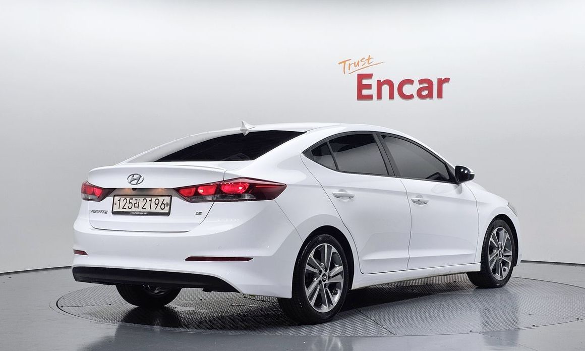 Hyundai AVANTE 2018
