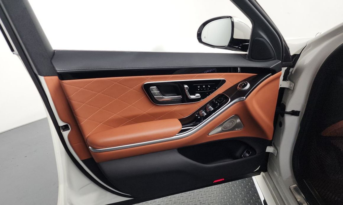 Mercedes-Benz S-Class 2023