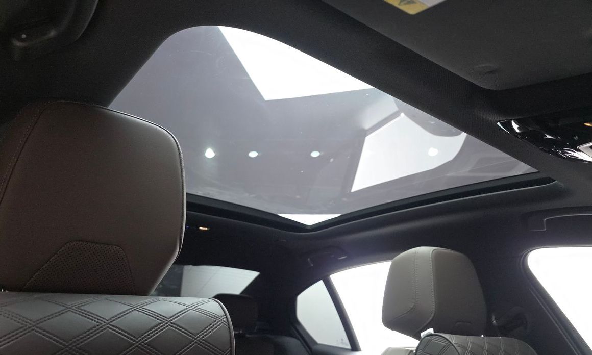 BMW 5-Series 2024