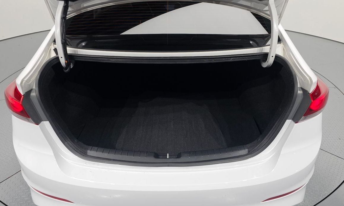 Hyundai AVANTE 2018