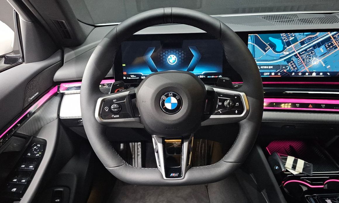 BMW 5-Series 2025