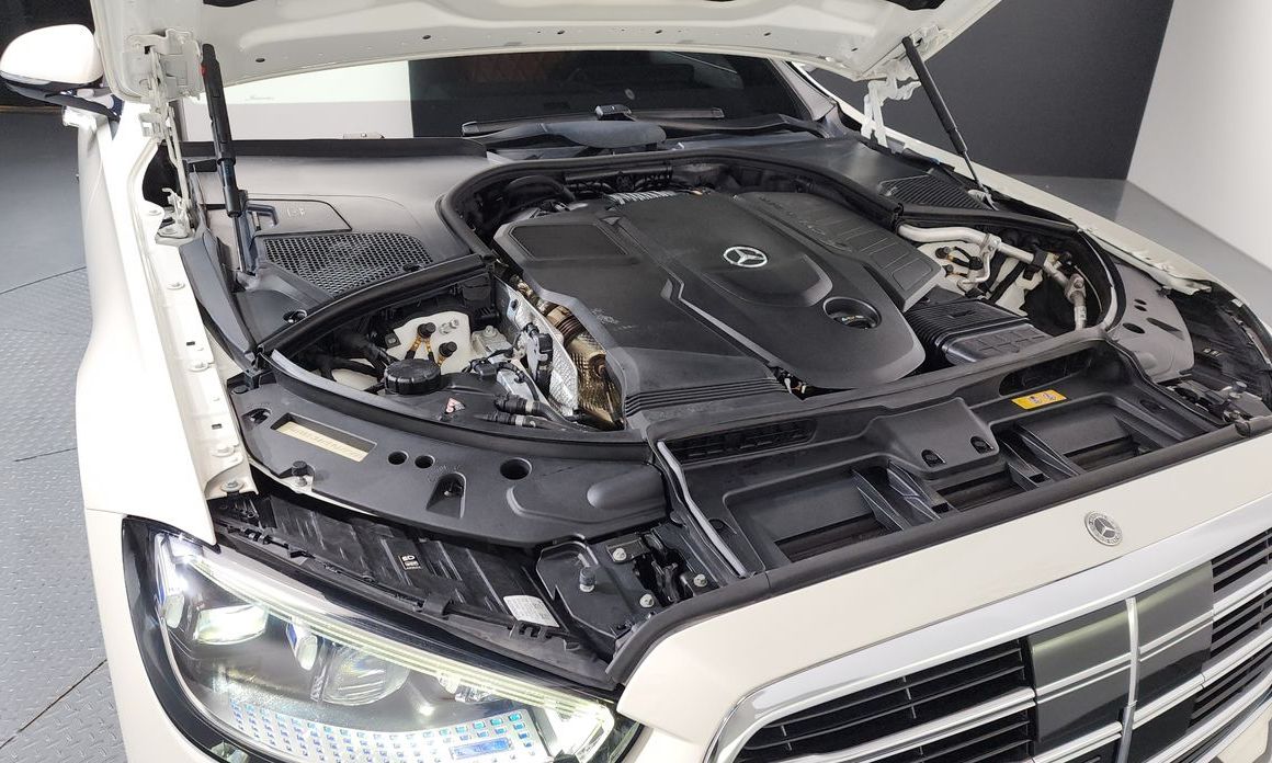 Mercedes-Benz S-Class 2023
