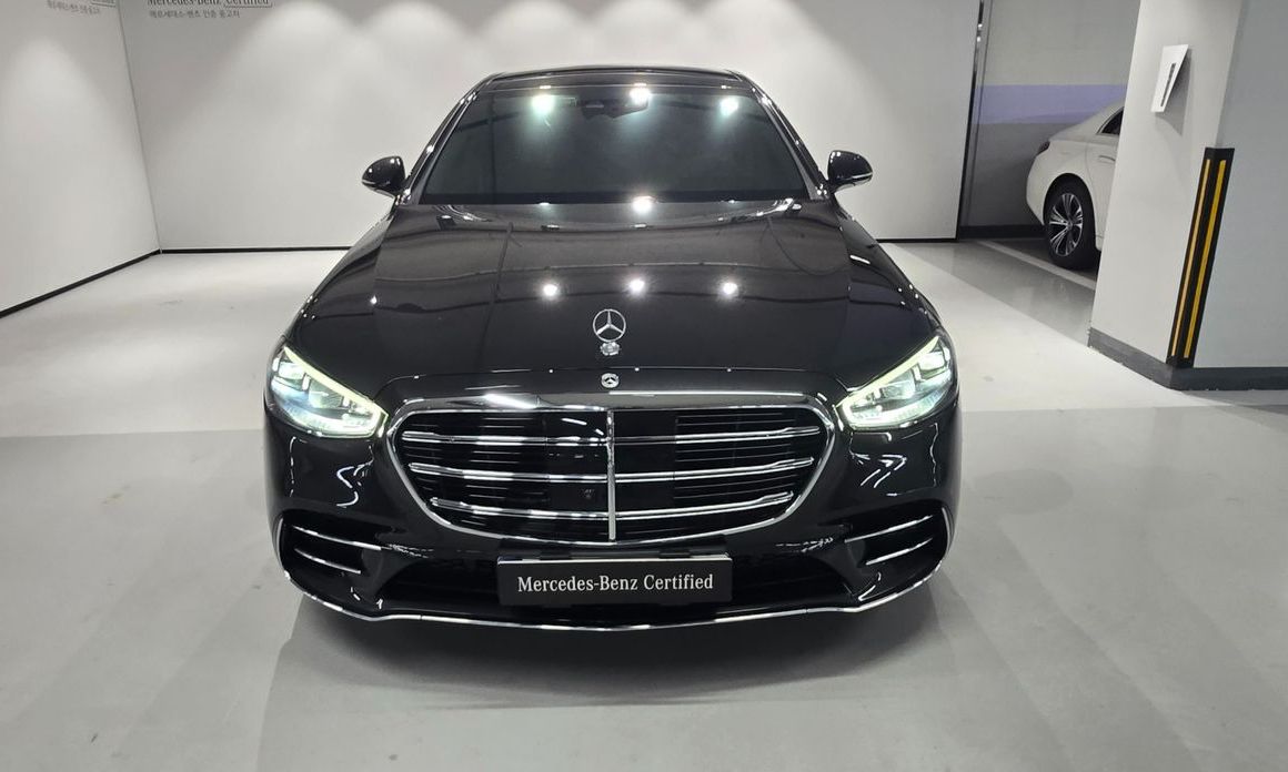 Mercedes-Benz S-Class 2023