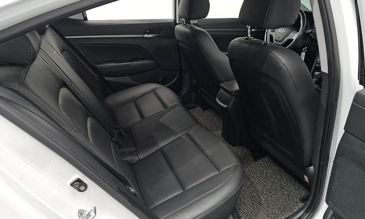 Hyundai AVANTE 2018