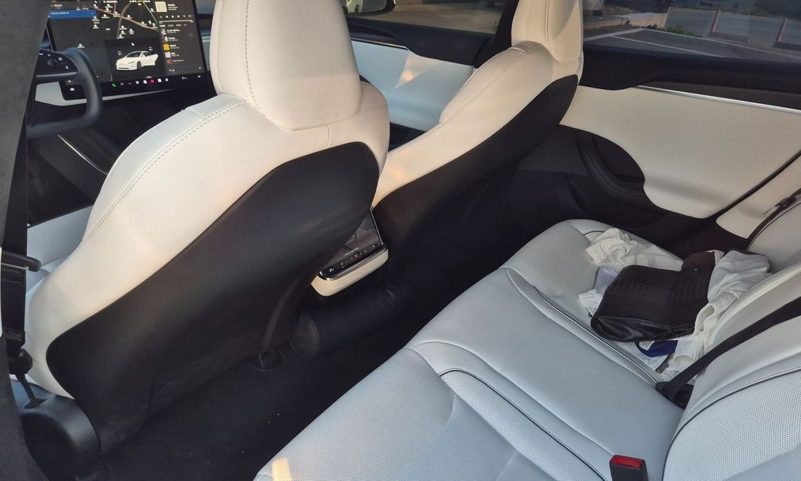 Tesla Model S 2023