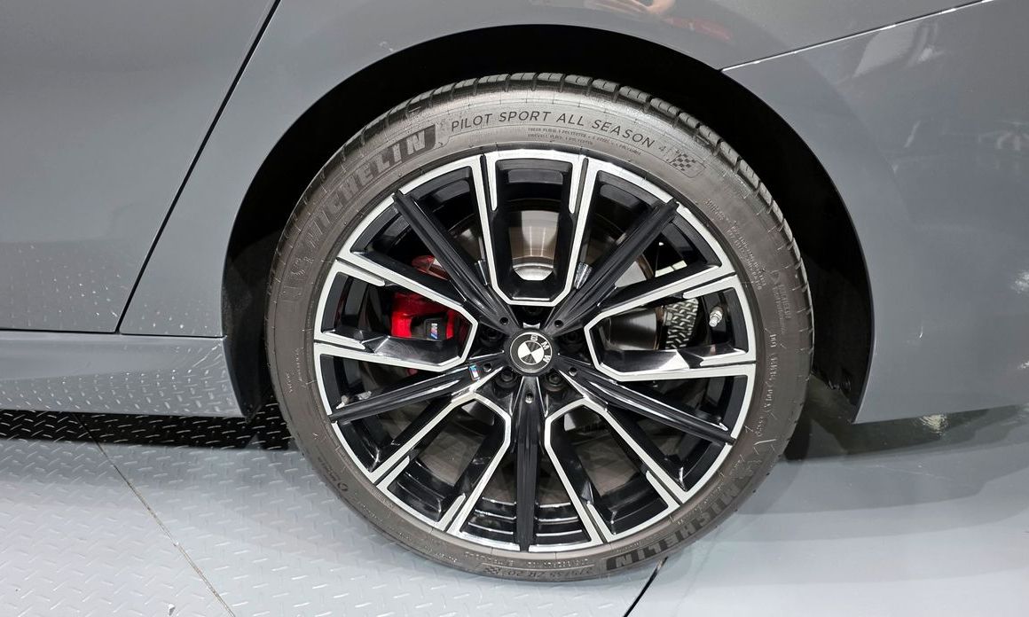 BMW Gran Turismo 2024