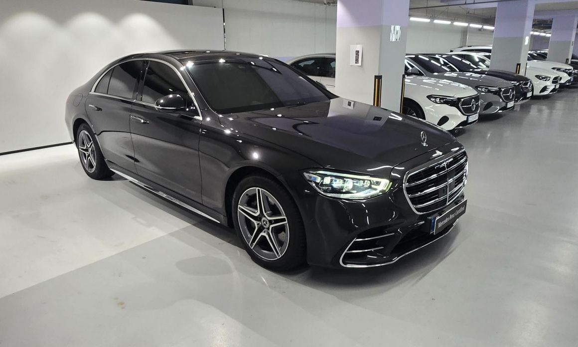 Mercedes-Benz S-Class 2023