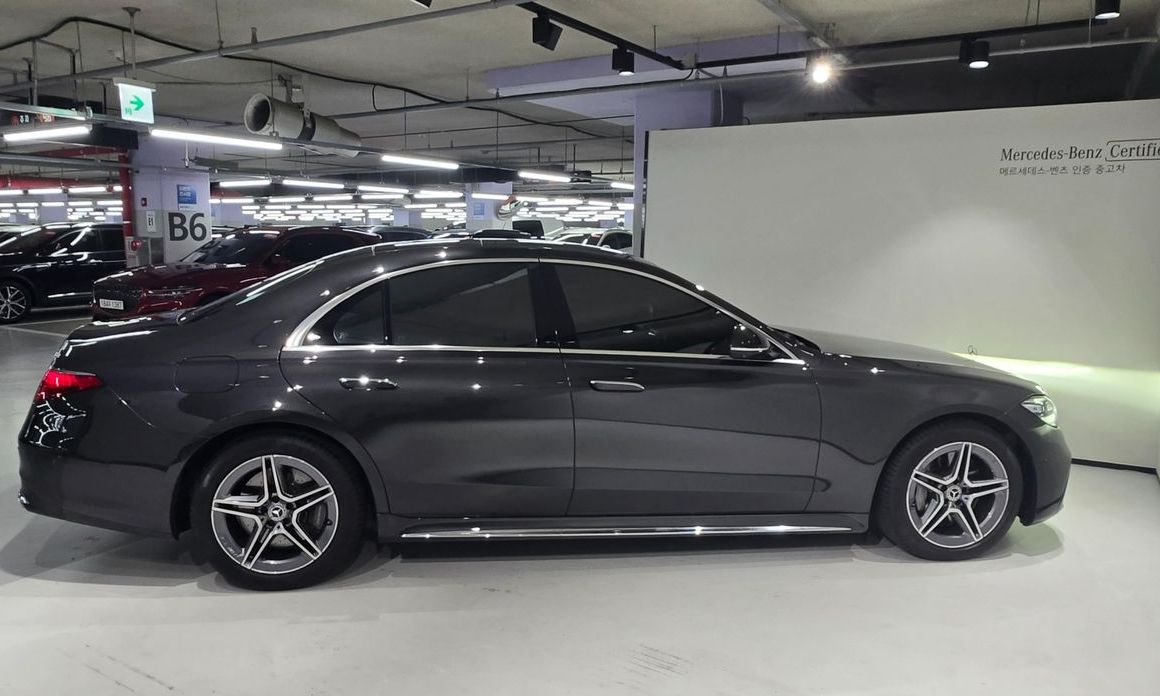 Mercedes-Benz S-Class 2023