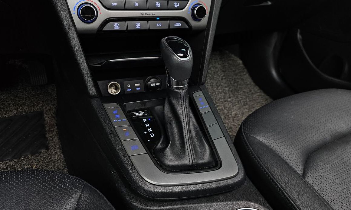 Hyundai AVANTE 2018
