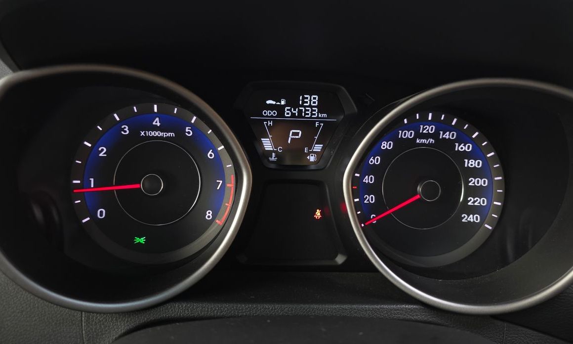 Hyundai AVANTE 2013