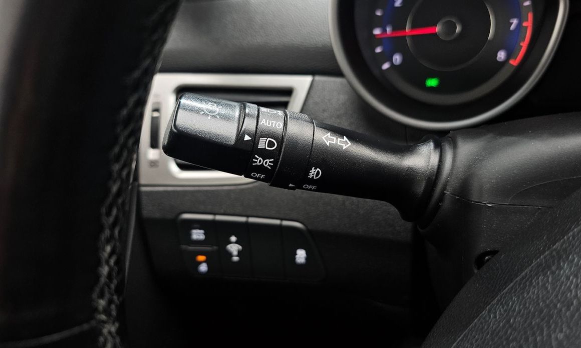 Hyundai AVANTE 2013