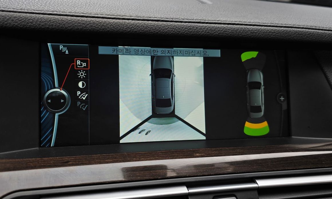 BMW 7-Series 2010