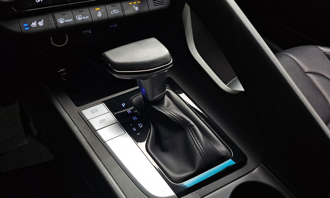 Hyundai AVANTE 2021