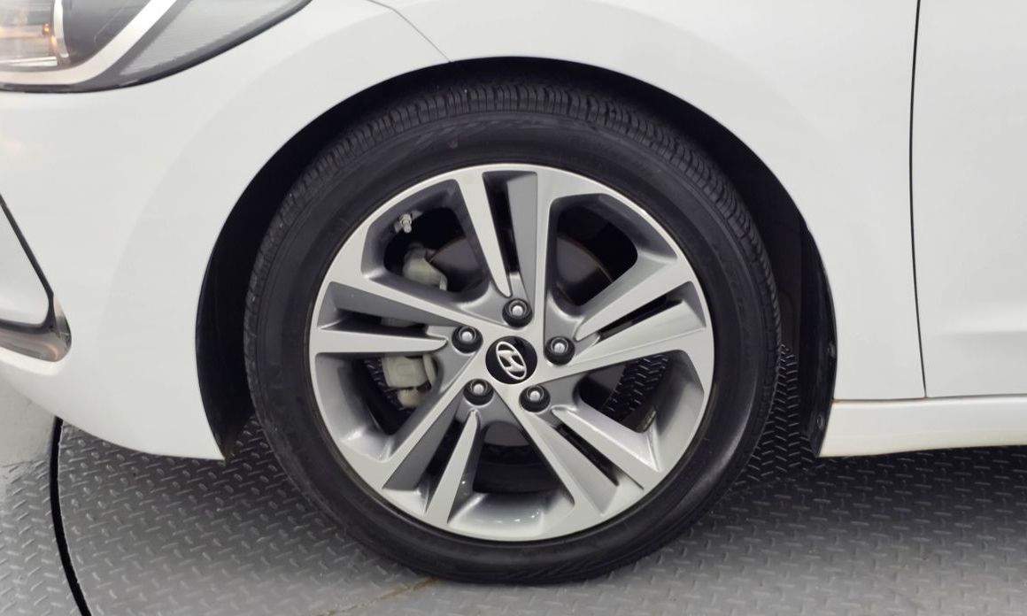 Hyundai AVANTE 2018