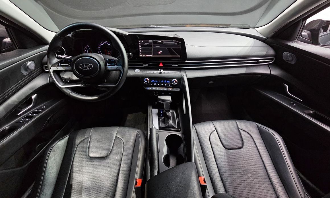 Hyundai AVANTE 2021