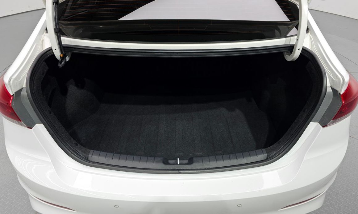 Hyundai AVANTE 2018