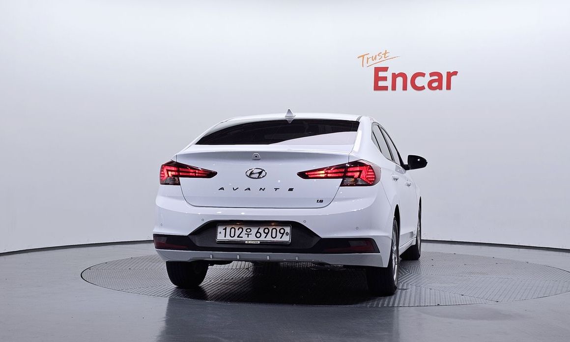 Hyundai AVANTE 2020