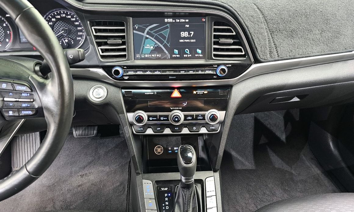 Hyundai AVANTE 2020