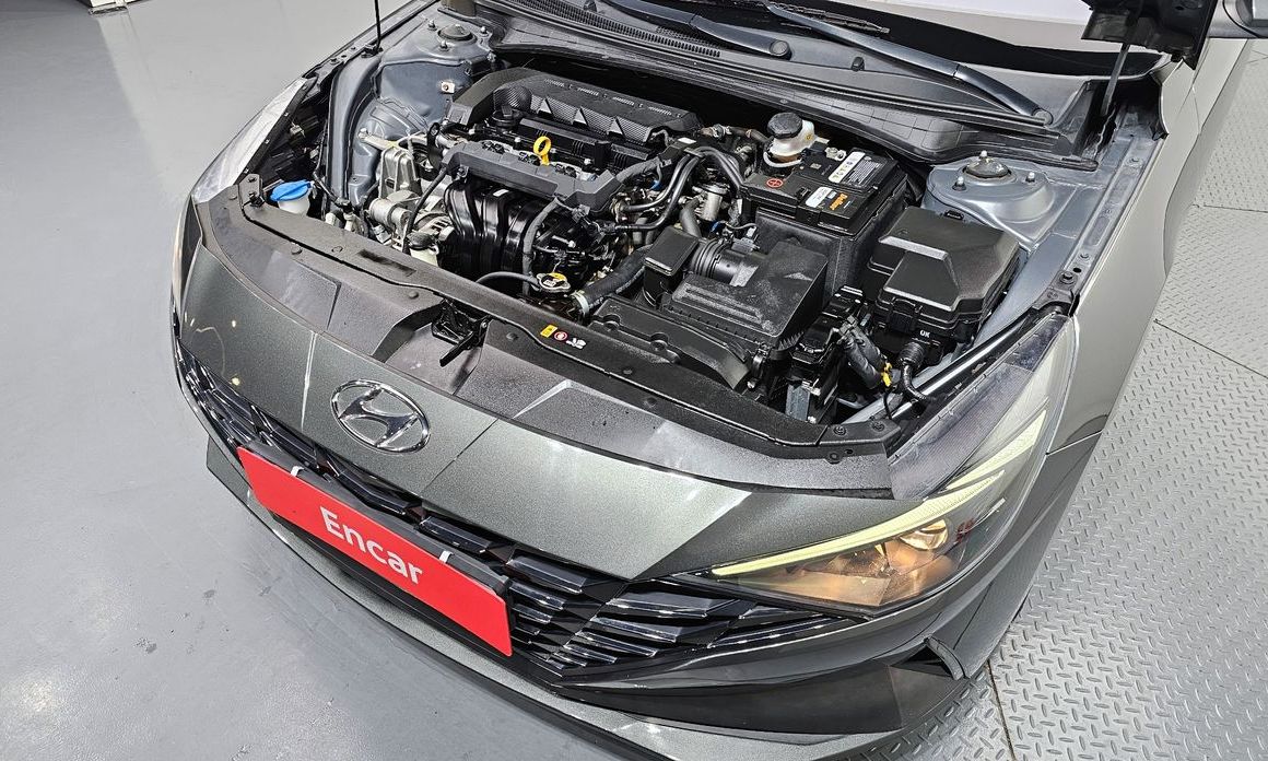 Hyundai AVANTE 2021