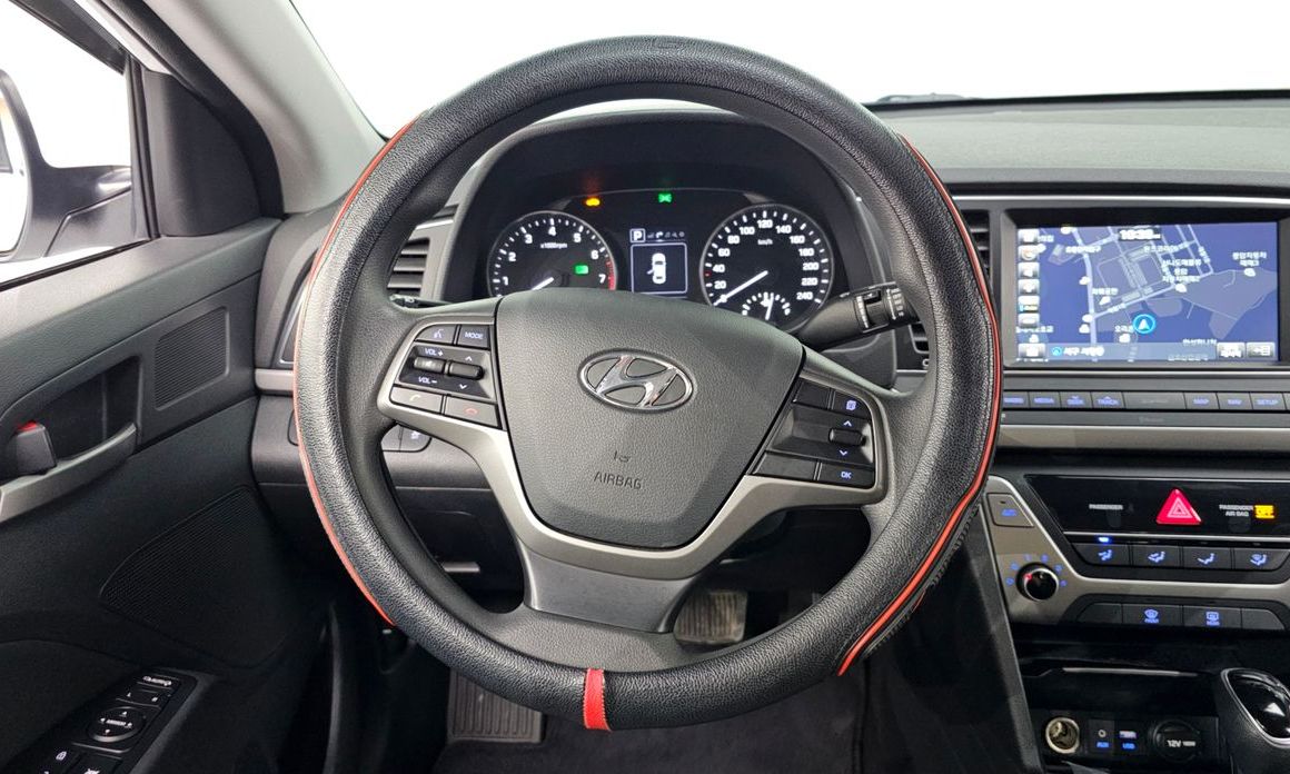 Hyundai AVANTE 2018