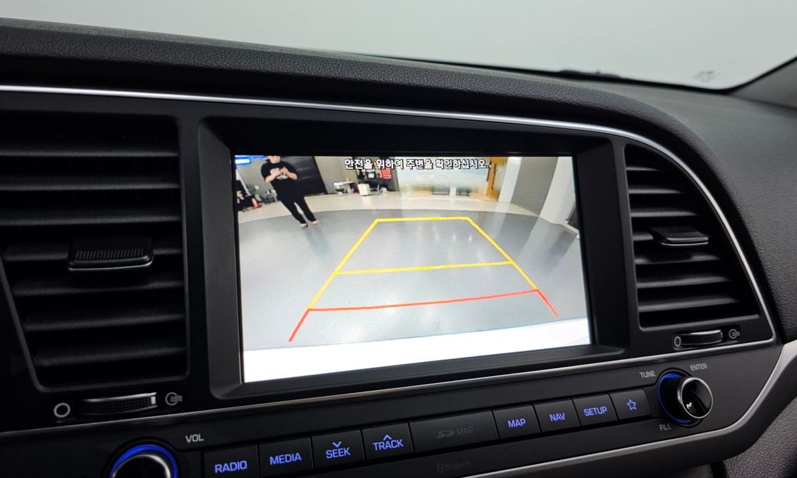Hyundai AVANTE 2018