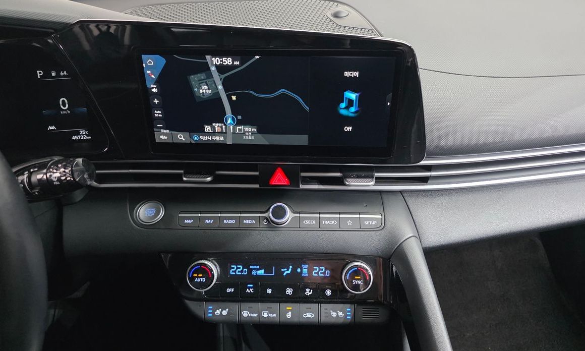 Hyundai AVANTE 2021