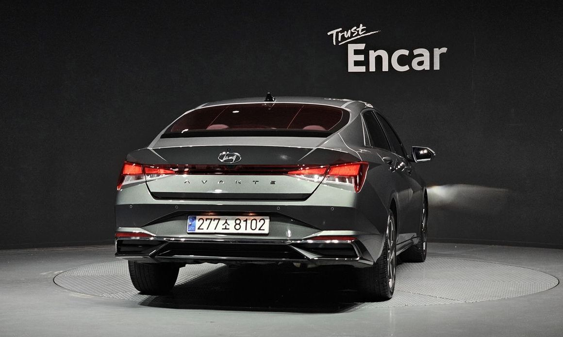 Hyundai AVANTE 2021