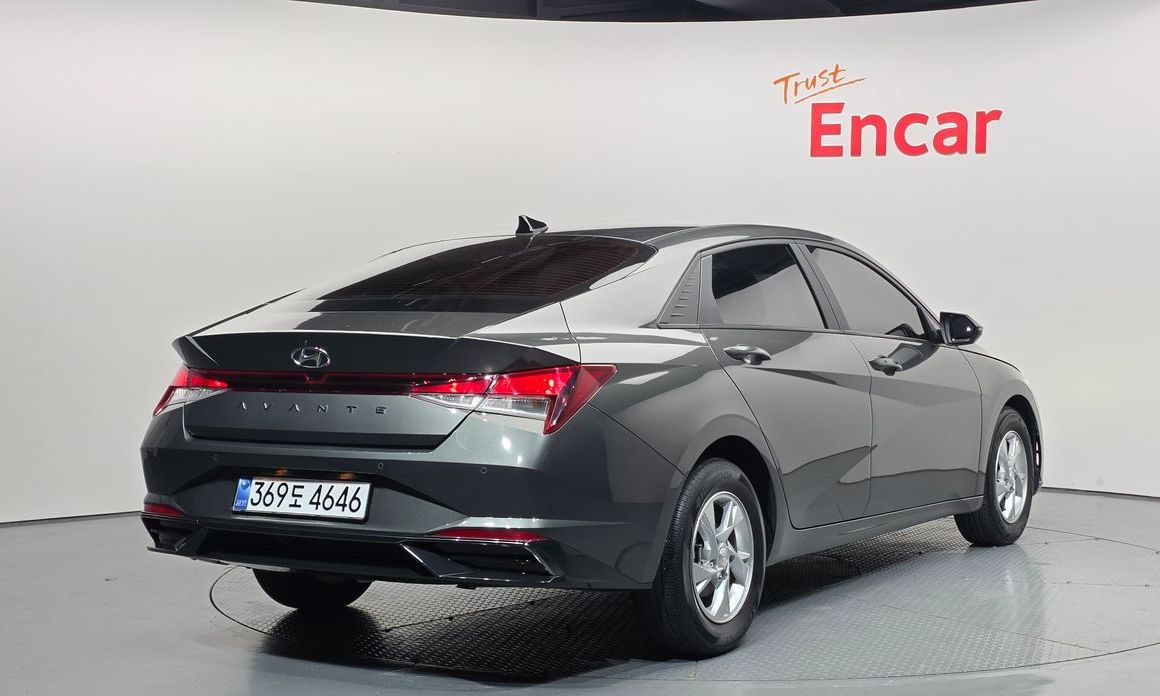 Hyundai AVANTE 2021