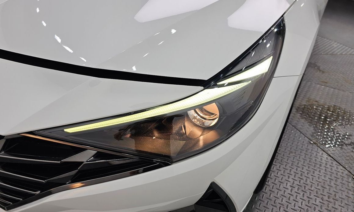 Hyundai AVANTE 2021