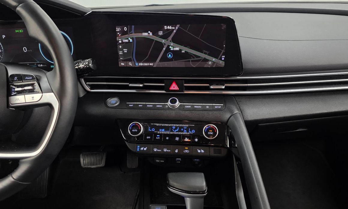Hyundai AVANTE 2021