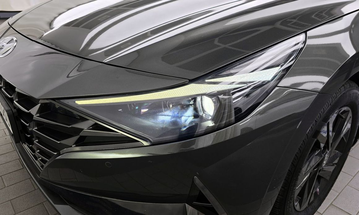 Hyundai AVANTE 2021