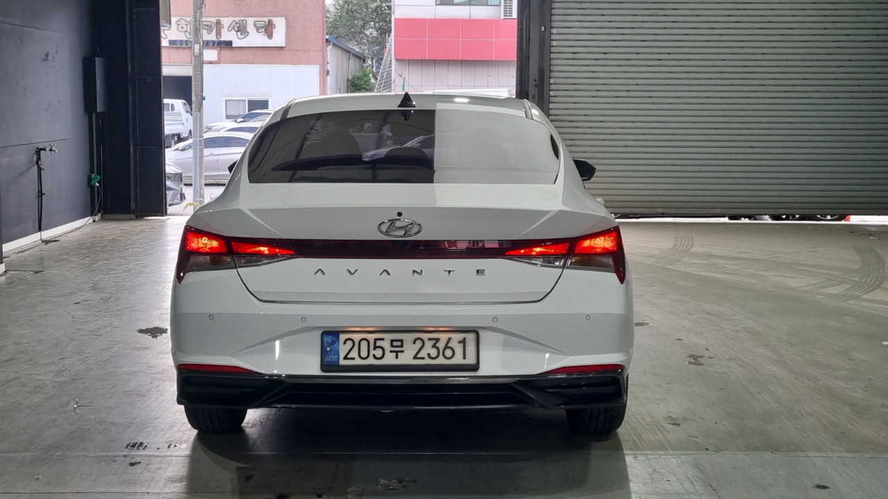Hyundai AVANTE 2023