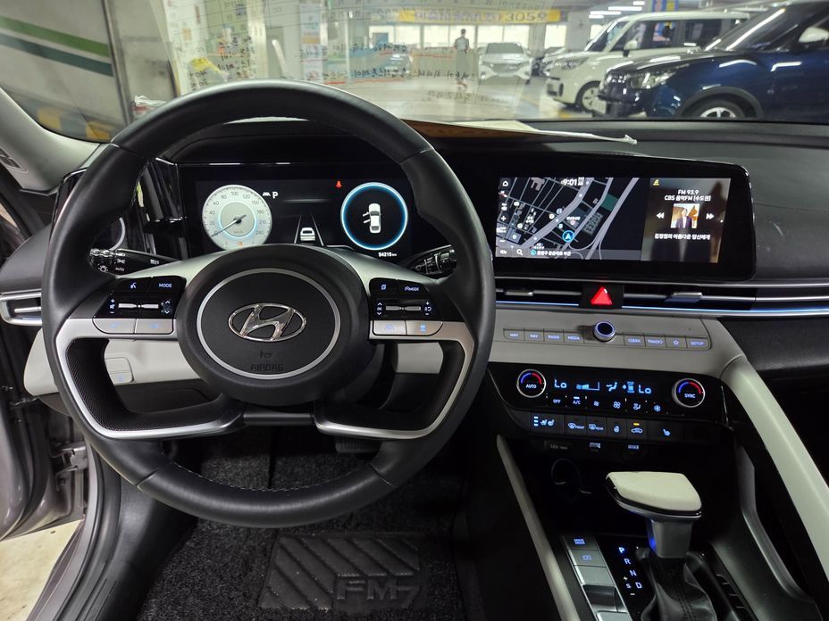 Hyundai AVANTE 2021
