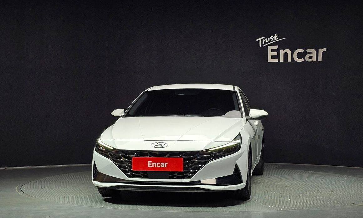 Hyundai AVANTE 2021