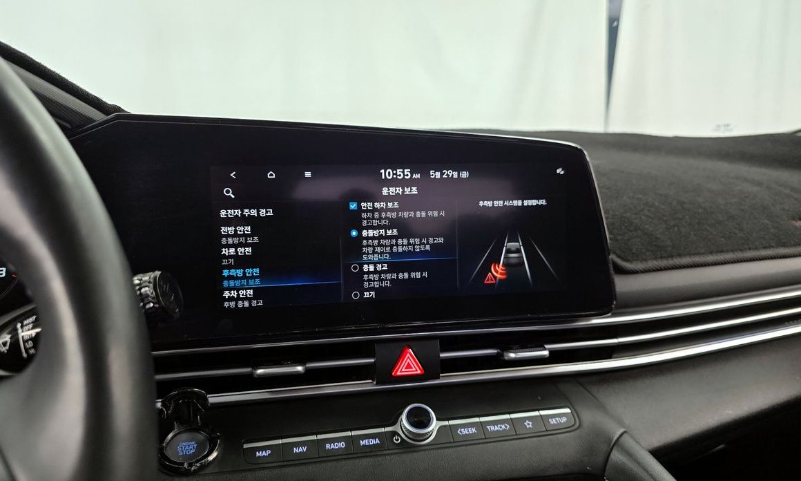 Hyundai AVANTE 2021