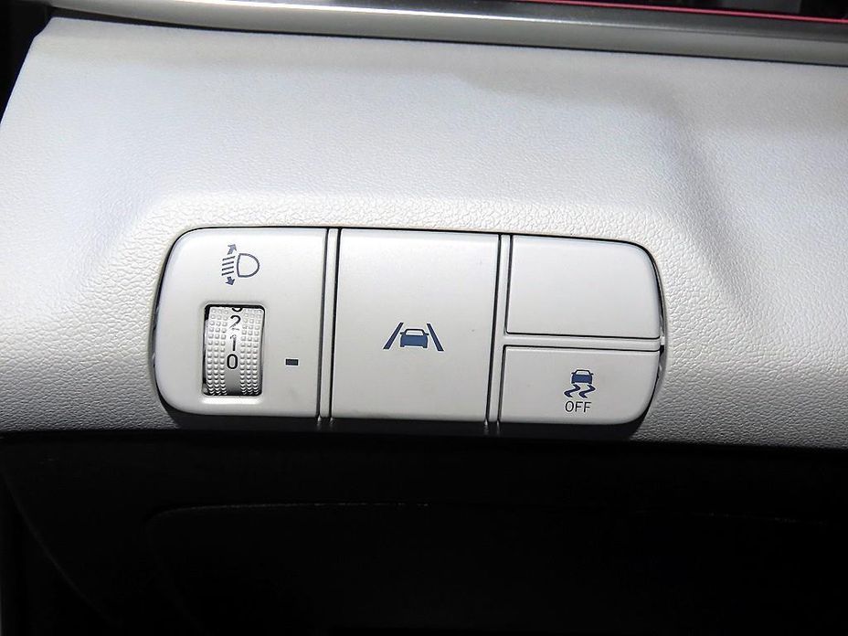 Hyundai AVANTE 2021