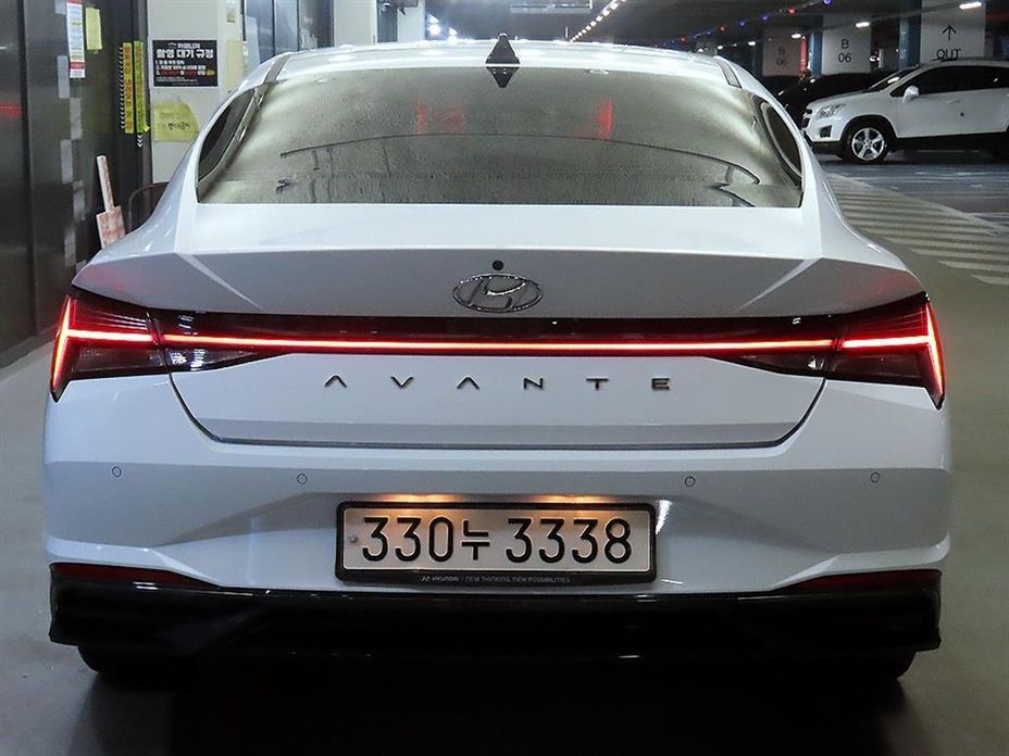 Hyundai AVANTE 2021