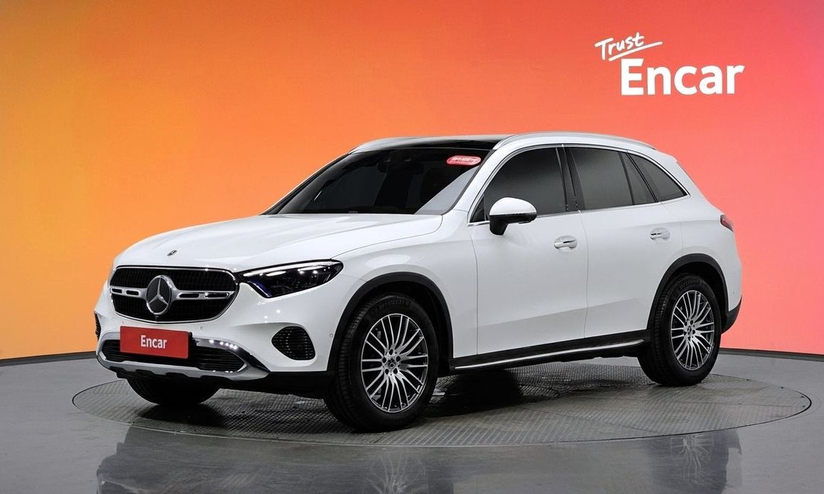 Mercedes-Benz GLC-Class 2025