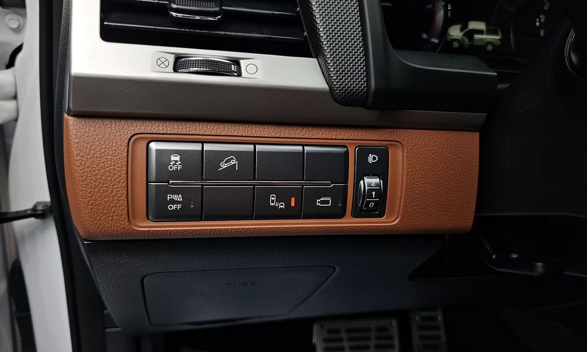 KG_Mobility_Ssangyong Rexton 2018