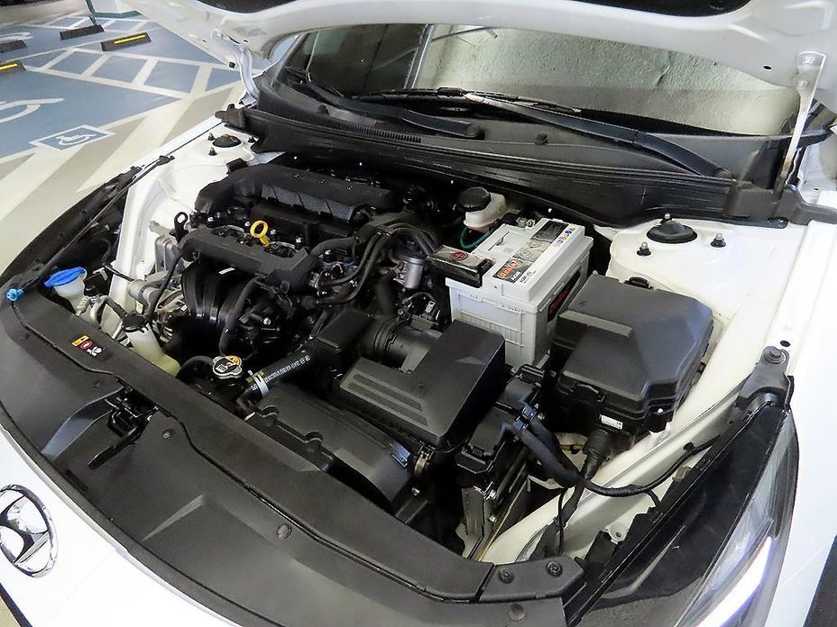 Hyundai AVANTE 2021