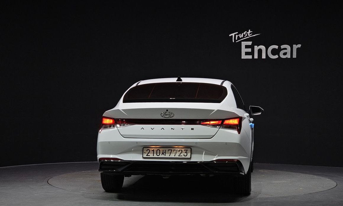 Hyundai AVANTE 2022
