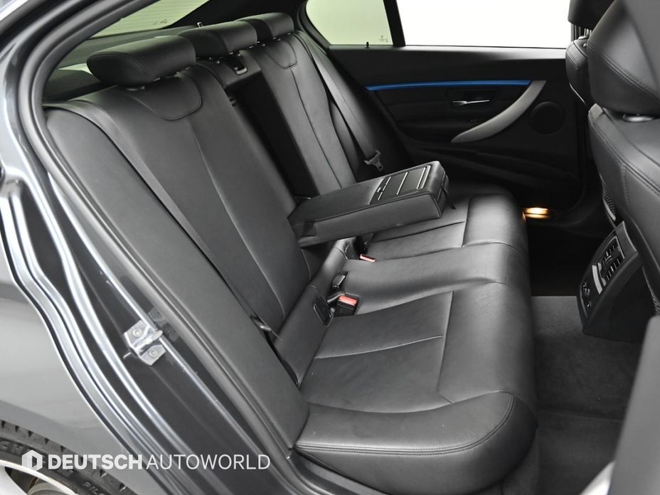 BMW 3-Series 2017