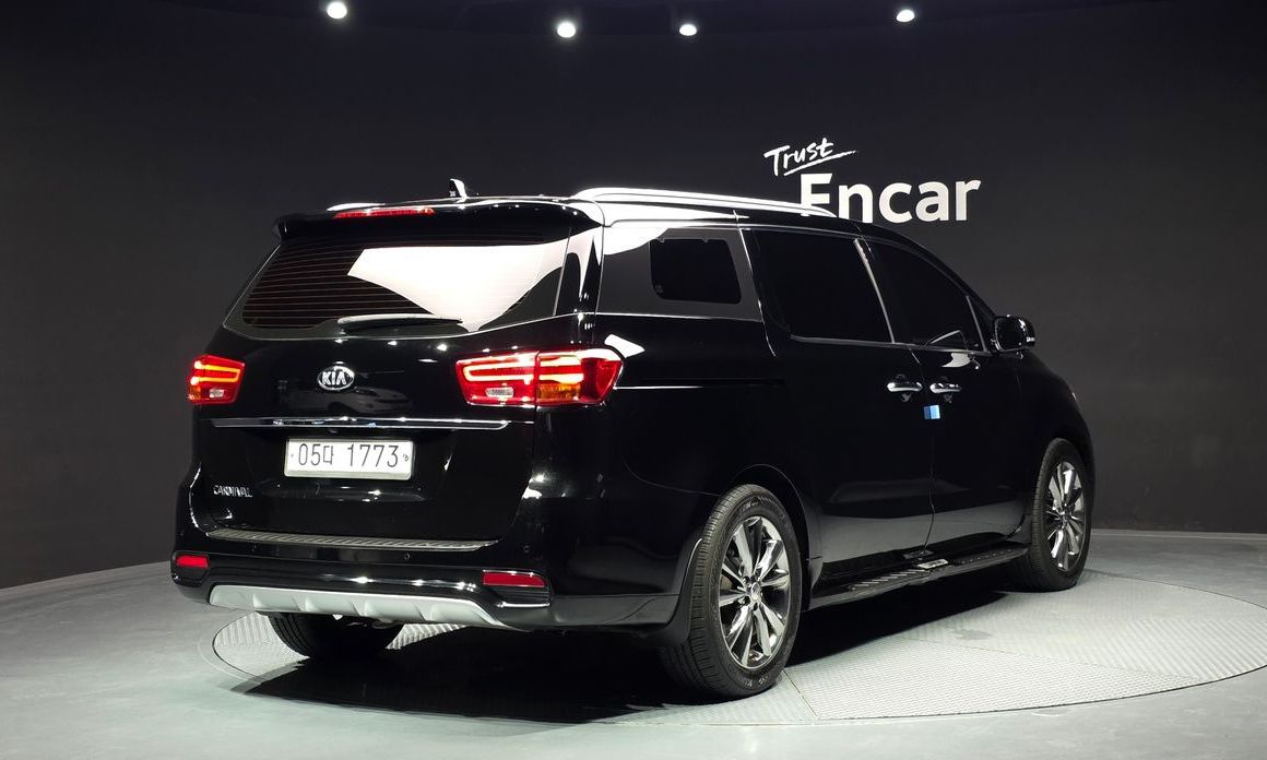 Kia Canival 2019